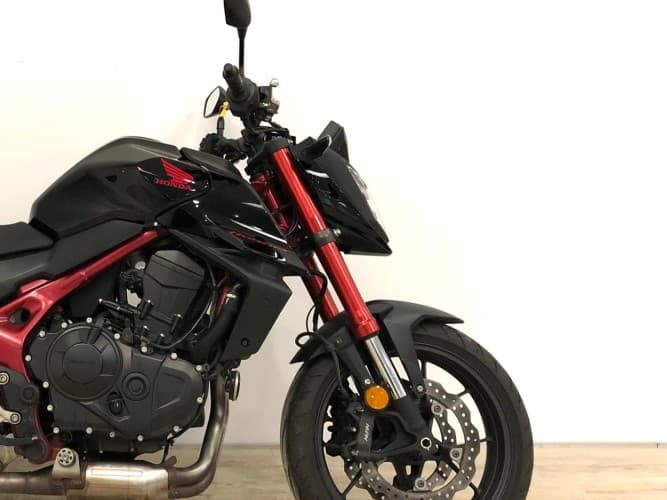 Comprar HONDA CB 750 HORNET (A2) 2023 de segunda mano HONDA CB 750 HORNET (A2) 2023 de segunda mano