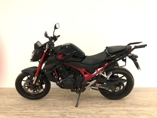 Comprar HONDA CB 750 HORNET (A2) 2023 de segunda mano HONDA CB 750 HORNET (A2) 2023 de segunda mano