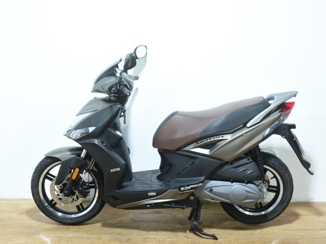 Comprar KYMCO AGILITY CITY 125 2022 de segunda mano KYMCO AGILITY CITY 125 2022 de segunda mano