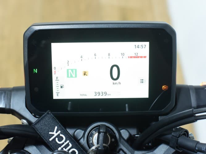 HONDA CB 125 R 2024 de segunda mano
