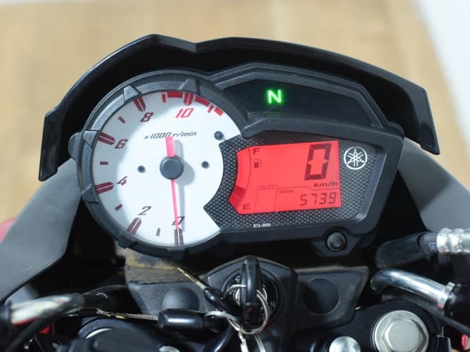 YAMAHA YS125 2018 de segunda mano