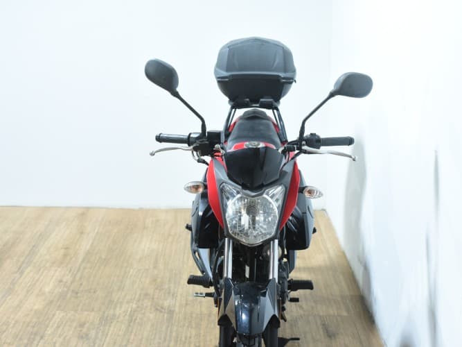 YAMAHA YS125 2018 de segunda mano