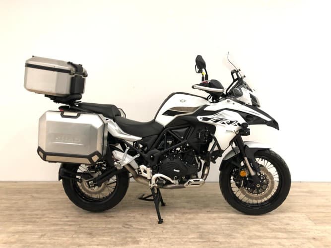 Comprar BENELLI TRK 502 X (A2) (3 MALETAS) 2023 de segunda mano BENELLI TRK 502 X (A2) (3 MALETAS) 2023 de segunda mano