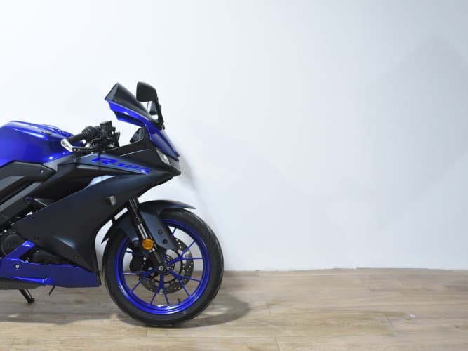 Comprar YAMAHA YZF R125 2022 de segunda mano YAMAHA YZF R125 2022 de segunda mano