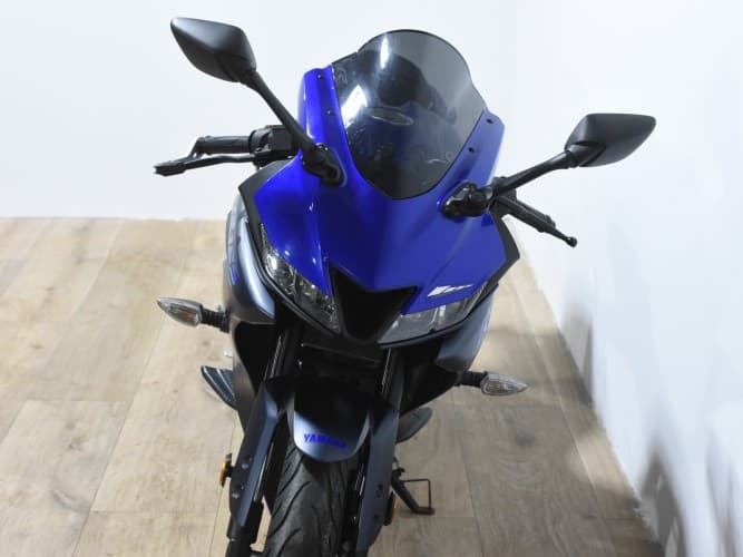 Comprar YAMAHA YZF R125 2022 de segunda mano YAMAHA YZF R125 2022 de segunda mano