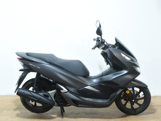 Comprar HONDA PCX 125 2018 de segunda mano HONDA PCX 125 2018 de segunda mano