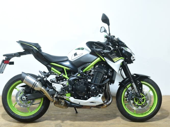 Comprar KAWASAKI Z 900 (FULL)(LEO VINCE HOMOLOGADO +250€) 2021 de segunda mano KAWASAKI Z 900 (FULL)(LEO VINCE HOMOLOGADO +250€) 2021 de segunda mano