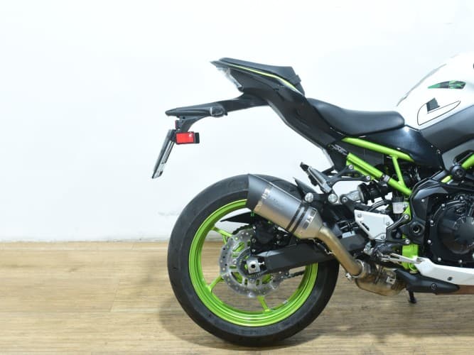 Comprar KAWASAKI Z 900 (FULL)(LEO VINCE HOMOLOGADO +250€) 2021 de segunda mano KAWASAKI Z 900 (FULL)(LEO VINCE HOMOLOGADO +250€) 2021 de segunda mano