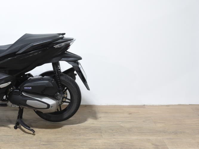 HONDA FORZA 125 2021 de segunda mano