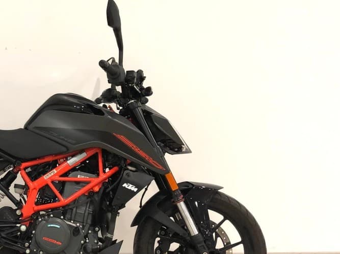 KTM DUKE 390 2023 de segunda mano