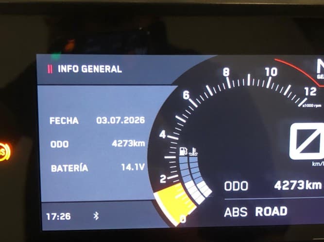 KTM DUKE 390 2023 de segunda mano