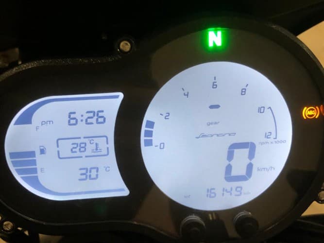 BENELLI LEONCINO 500 TRAIL 2022 de segunda mano