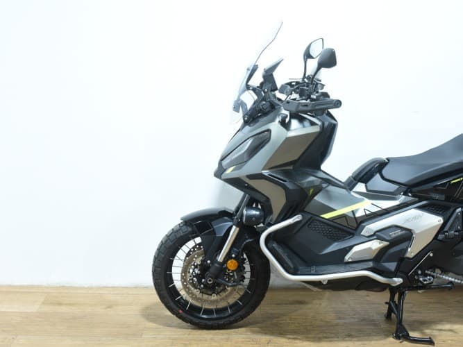 HONDA X-ADV 750 (A) 2024 de segunda mano