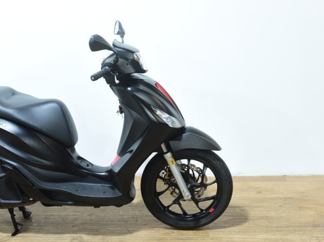 Comprar PIAGGIO MEDLEY 125 (TOP CASE) 2020 de segunda mano PIAGGIO MEDLEY 125 (TOP CASE) 2020 de segunda mano