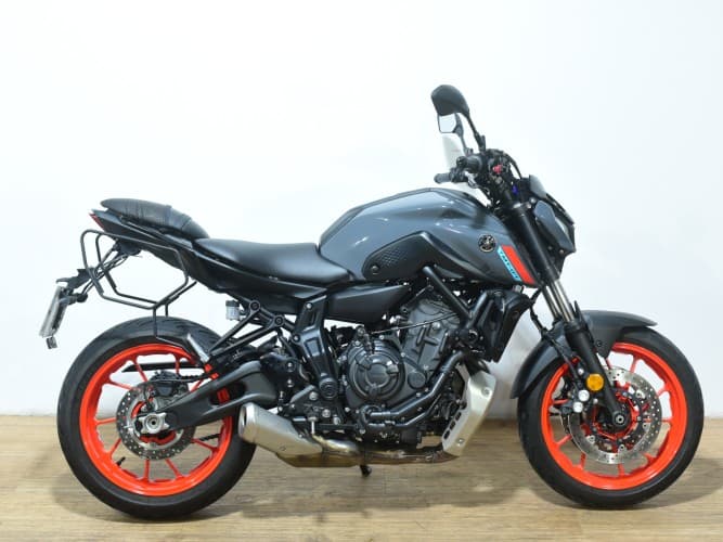 Comprar YAMAHA MT-07 (A2) 2021 de segunda mano YAMAHA MT-07 (A2) 2021 de segunda mano