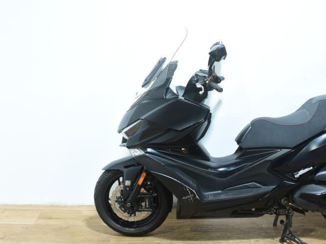 KYMCO XCITING VS 400 2024 de segunda mano