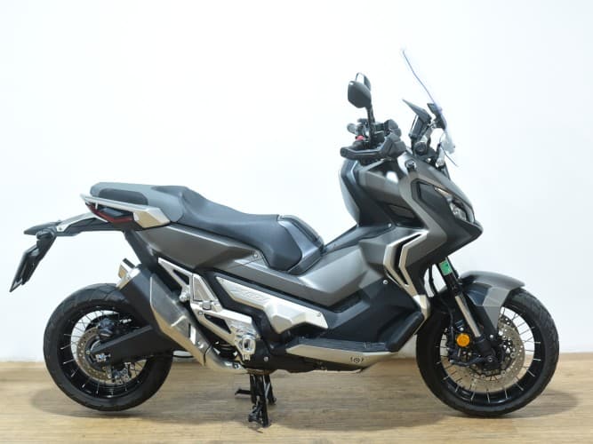 Comprar HONDA X-ADV 750 (A) 2020 de segunda mano HONDA X-ADV 750 (A) 2020 de segunda mano