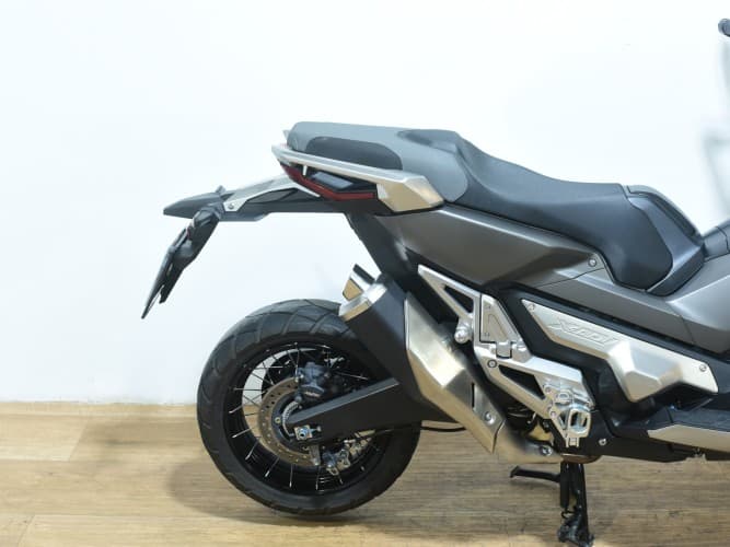 Comprar HONDA X-ADV 750 (A) 2020 de segunda mano HONDA X-ADV 750 (A) 2020 de segunda mano