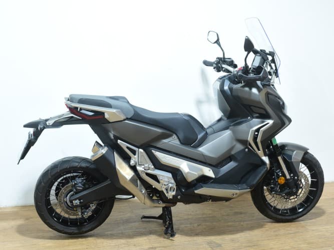 Comprar HONDA X-ADV 750 (A) 2020 de segunda mano HONDA X-ADV 750 (A) 2020 de segunda mano