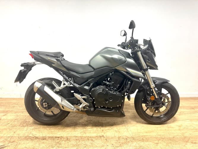 HONDA CB 750 HORNET 2023 de segunda mano