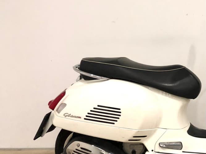 VESPA GTS 125 2011 de segunda mano