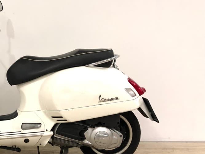 VESPA GTS 125 2011 de segunda mano