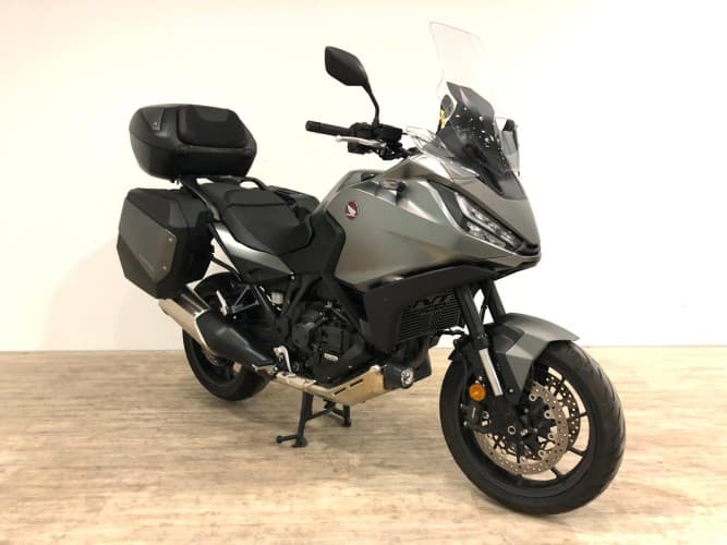 HONDA NT 1100 (3 MALETAS)(DCT)(HONDA PLUS) 2024 de segunda mano