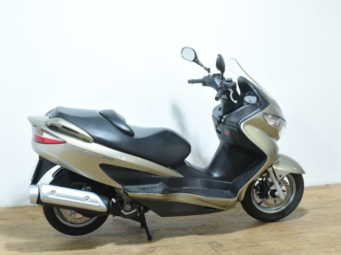Comprar SUZUKI BURGMAN 200 2007 de segunda mano SUZUKI BURGMAN 200 2007 de segunda mano
