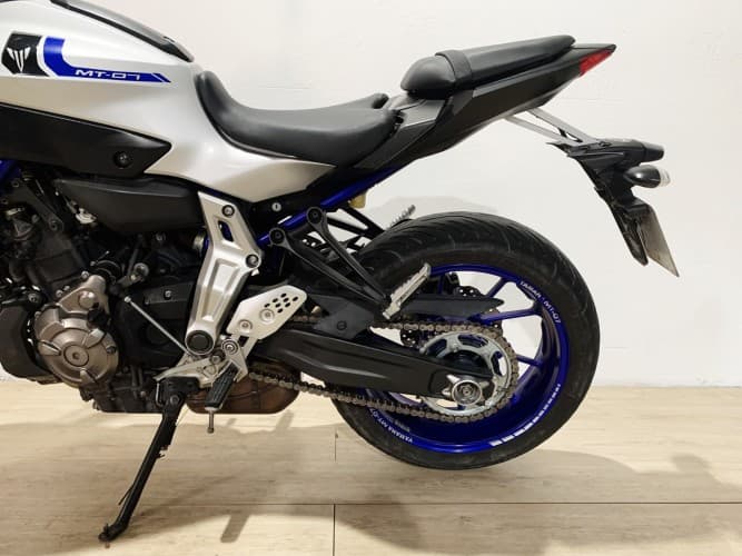 Comprar YAMAHA MT-07 (A) 2016 de segunda mano YAMAHA MT-07 (A) 2016 de segunda mano