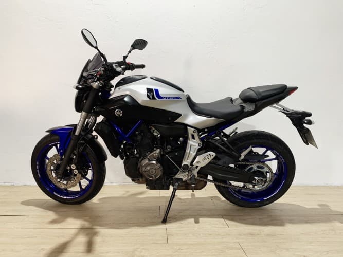 Comprar YAMAHA MT-07 (A) 2016 de segunda mano YAMAHA MT-07 (A) 2016 de segunda mano