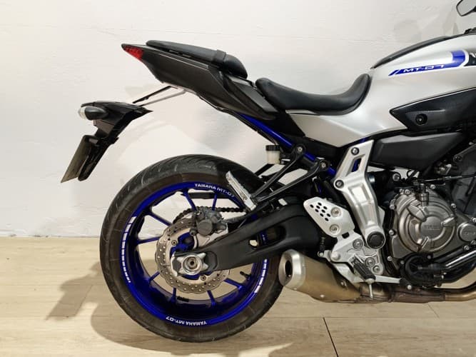 Comprar YAMAHA MT-07 (A) 2016 de segunda mano YAMAHA MT-07 (A) 2016 de segunda mano