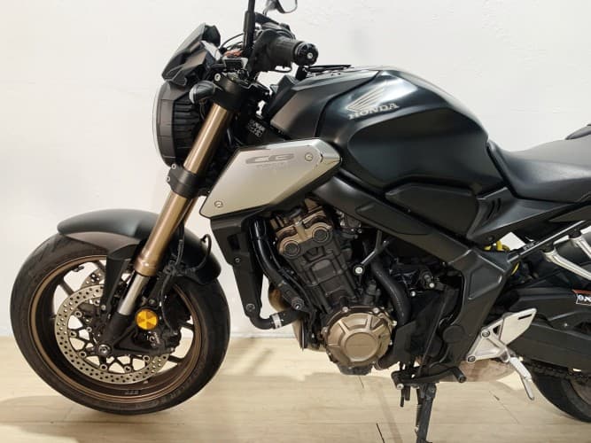 Comprar HONDA CB 650 R (A) 2021 de segunda mano HONDA CB 650 R (A) 2021 de segunda mano