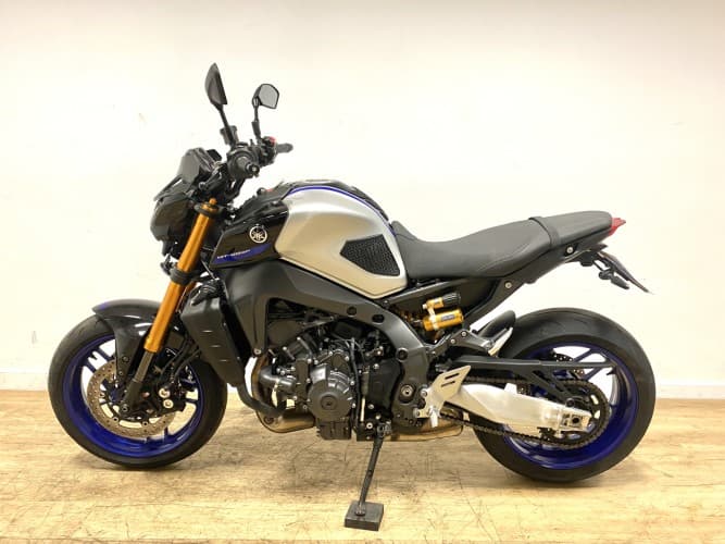 Comprar YAMAHA MT-09 SP (A2) 2023 de segunda mano YAMAHA MT-09 SP (A2) 2023 de segunda mano