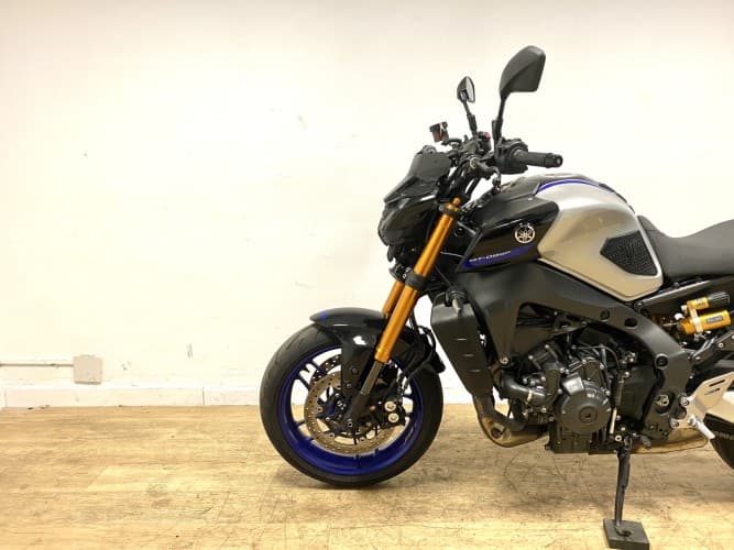 Comprar YAMAHA MT-09 SP (A2) 2023 de segunda mano YAMAHA MT-09 SP (A2) 2023 de segunda mano
