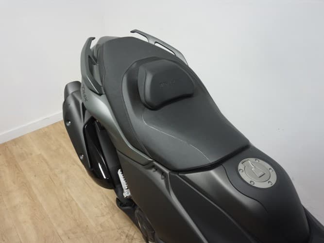 YAMAHA TMAX 560 2025 de segunda mano