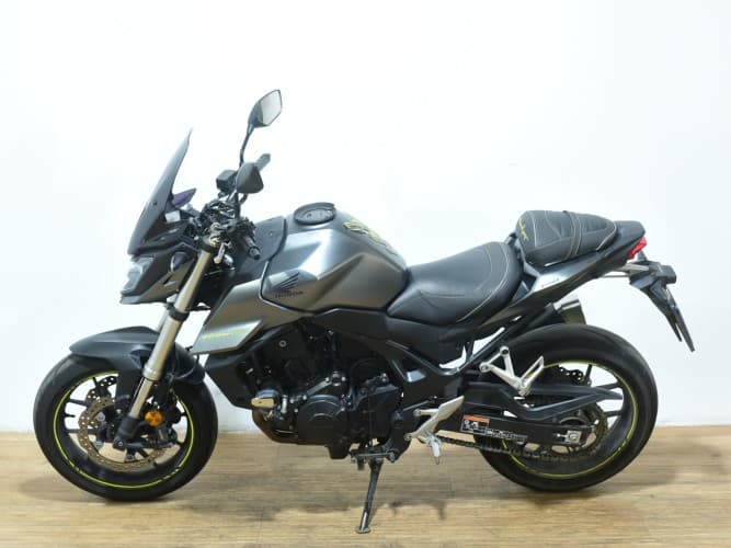 Comprar HONDA CB 750 HORNET (A2) 2023 de segunda mano HONDA CB 750 HORNET (A2) 2023 de segunda mano