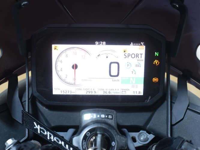 Comprar HONDA CB 750 HORNET (A2) 2023 de segunda mano HONDA CB 750 HORNET (A2) 2023 de segunda mano