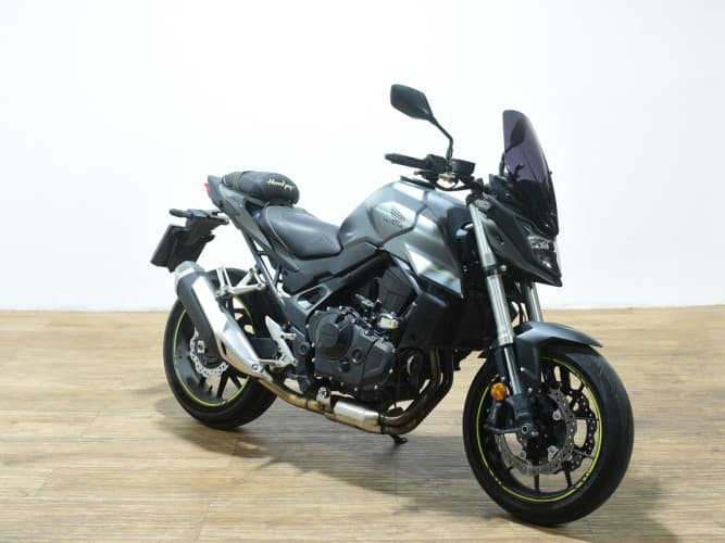 Comprar HONDA CB 750 HORNET (A2) 2023 de segunda mano HONDA CB 750 HORNET (A2) 2023 de segunda mano