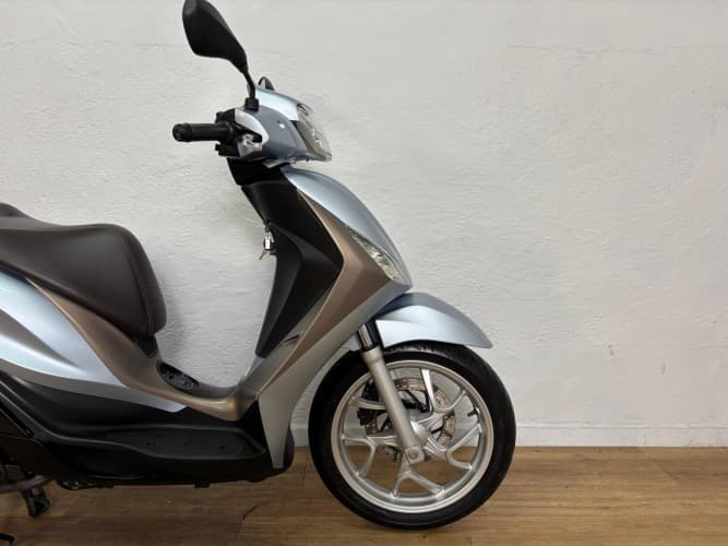 Comprar PIAGGIO MEDLEY 125 2025 de segunda mano PIAGGIO MEDLEY 125 2025 de segunda mano