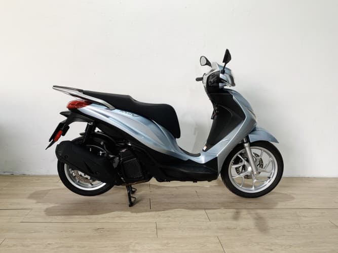 PIAGGIO MEDLEY 125 2025 de segunda mano