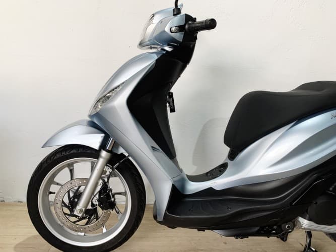 PIAGGIO MEDLEY 125 2025 de segunda mano