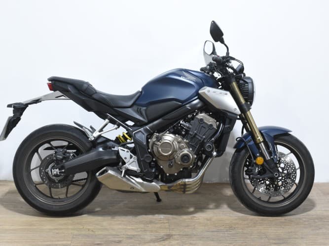 Comprar HONDA CB 650 R (A2) 2023 de segunda mano HONDA CB 650 R (A2) 2023 de segunda mano