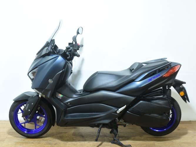 YAMAHA XMAX 300 2022 de segunda mano