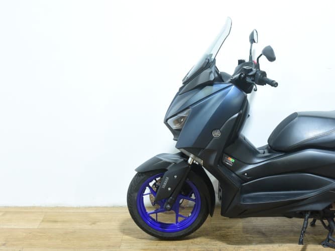 YAMAHA XMAX 300 2022 de segunda mano