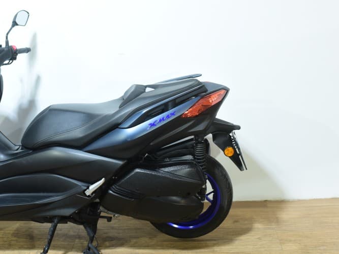 YAMAHA XMAX 300 2022 de segunda mano