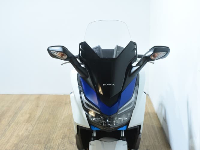 HONDA FORZA 125 2018 de segunda mano