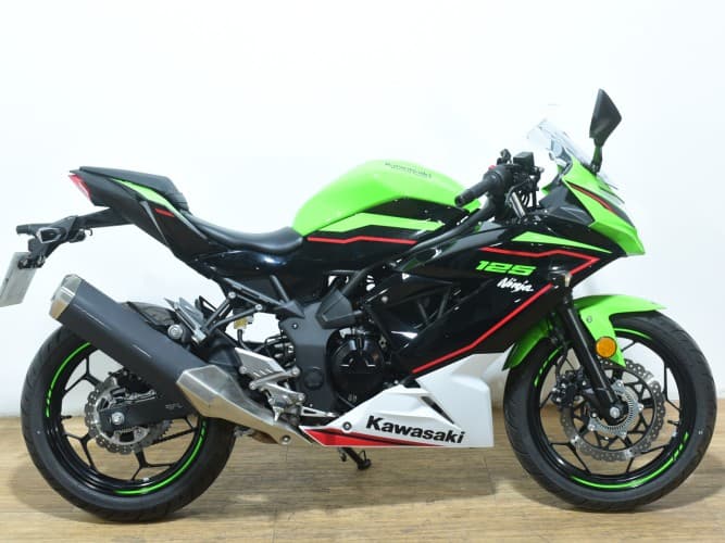 Comprar KAWASAKI NINJA 125 2021 de segunda mano KAWASAKI NINJA 125 2021 de segunda mano