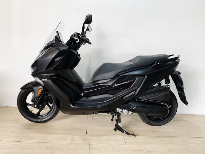 Comprar KYMCO SUPER DINK 125 2025 de segunda mano KYMCO SUPER DINK 125 2025 de segunda mano