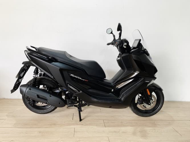 Comprar KYMCO SUPER DINK 125 2025 de segunda mano KYMCO SUPER DINK 125 2025 de segunda mano