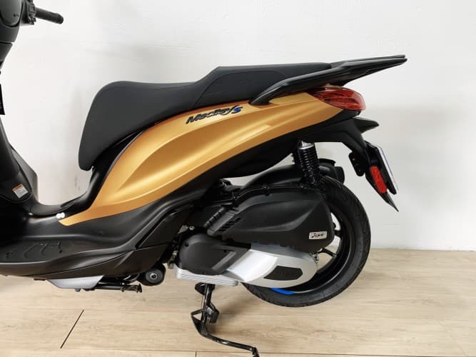 PIAGGIO MEDLEY 125 S 2025 de segunda mano